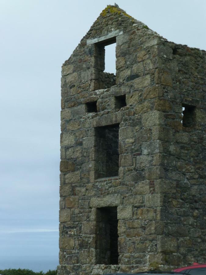 Treveighan Farmhouse Saint Teath Extérieur photo